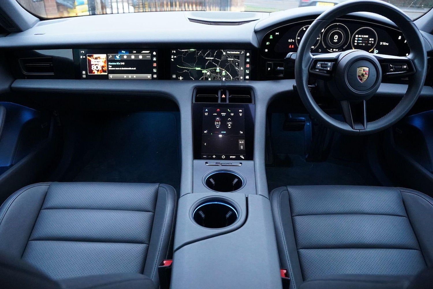 Used Porsche Taycan 2021 for sale - 76832677: Photo 8