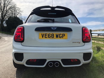 Used MINI Hatch 2018 for sale - 76801113: Photo