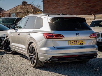 Used Volkswagen Touareg 2022 for sale - 77925791: Photo