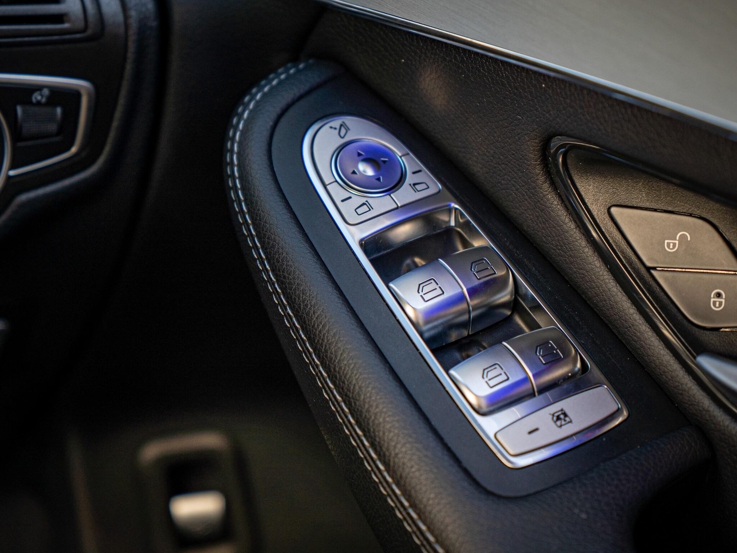 Used Mercedes-Benz GLC 2021 for sale - 77479351: Photo 43