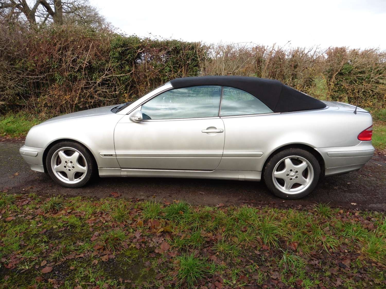 Used Mercedes-Benz CLK 1999 for sale - 76808286: Photo 8