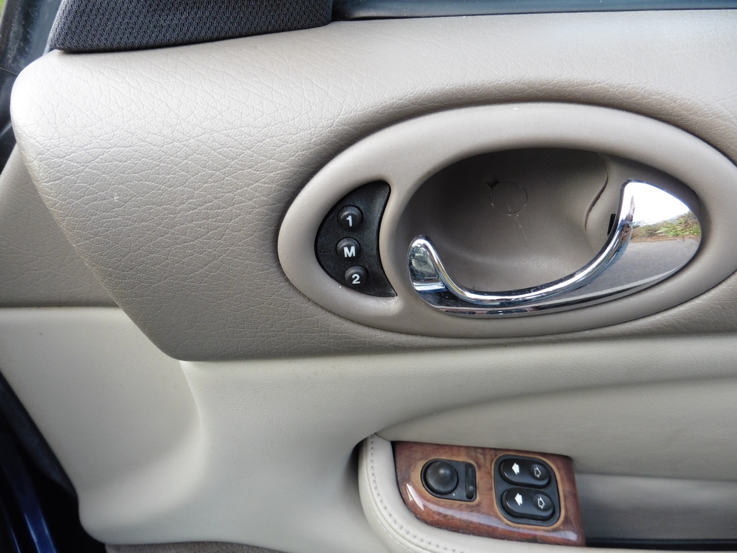 Used Jaguar XK8 2001 for sale - 76640092: Photo 15