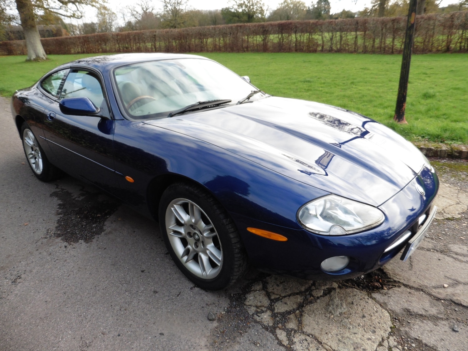 Used Jaguar XK8 2001 for sale - 76640092: Photo 3