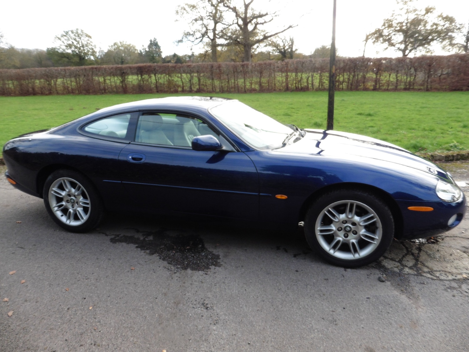 Used Jaguar XK8 2001 for sale - 76640092: Photo 4