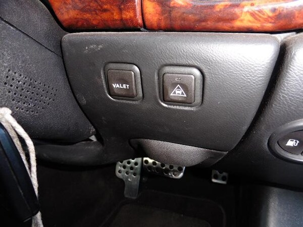 Used Jaguar XKR 2005 for sale - 57865005: Photo 13