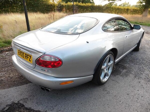 Used Jaguar XKR 2005 for sale - 57865005: Photo 5
