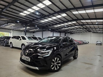 Used Renault Captur 2023 for sale - 79484892: Photo