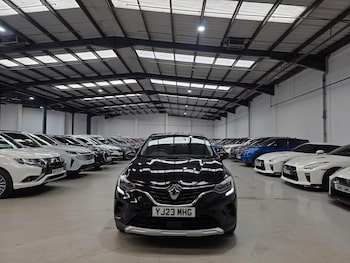 Used Renault Captur 2023 for sale - 79484892: Photo
