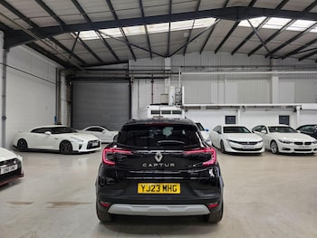 Used Renault Captur 2023 for sale - 79484892: Photo
