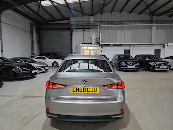 Used Lexus IS 2019 for sale - 76700564: Photo
