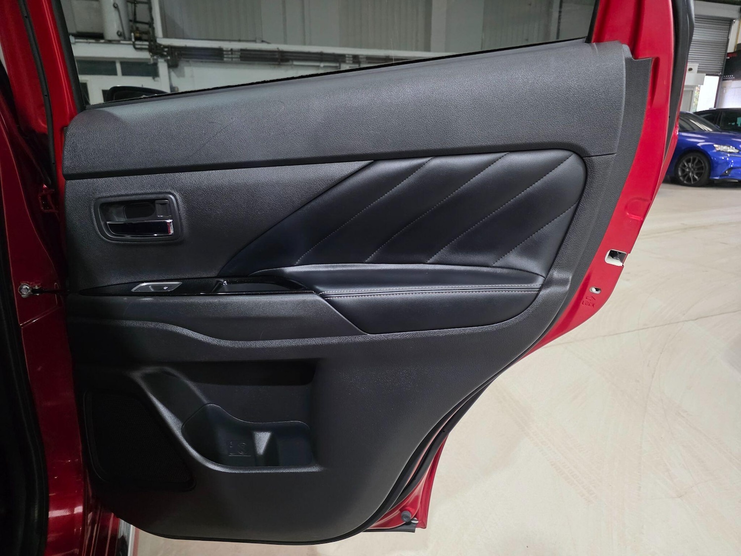 Used Mitsubishi Outlander for sale - 76994587: Photo 18