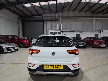 Used Volkswagen T-Roc 2023 for sale - 77215251: Photo