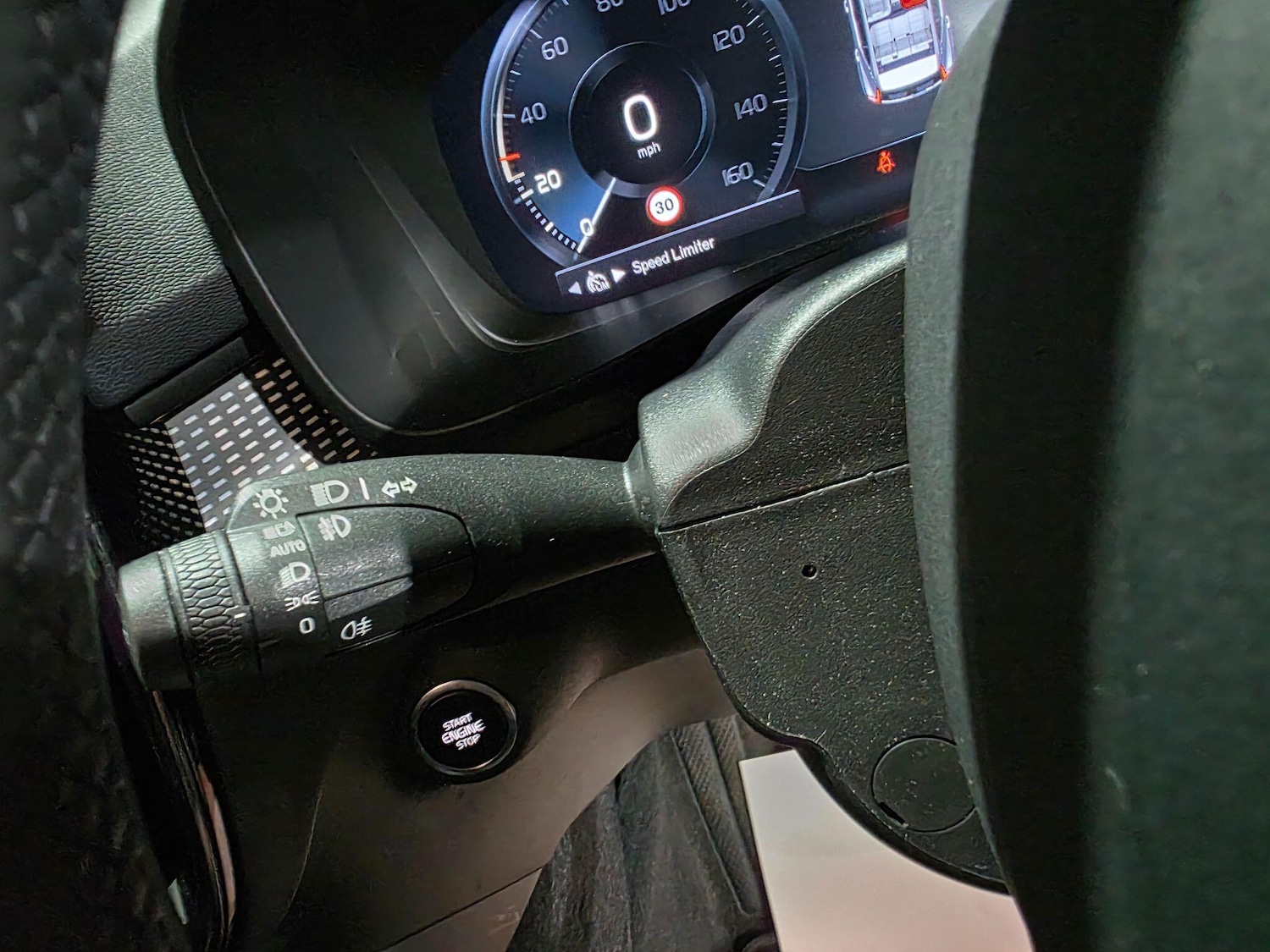 Used Volvo XC40 2022 for sale - 76657567: Photo 24