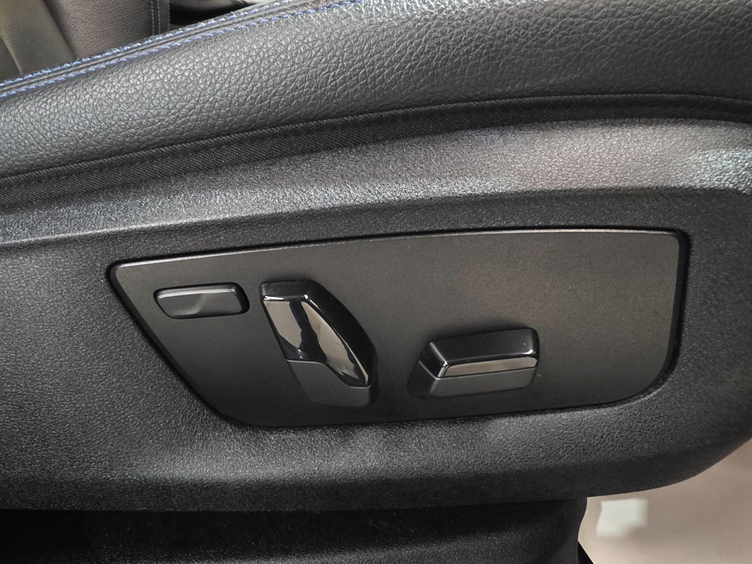 Used BMW 5 Series 2018 for sale - 76498610: Photo 13