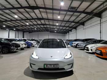Used Tesla Model 3 2021 for sale - 73349000: Photo