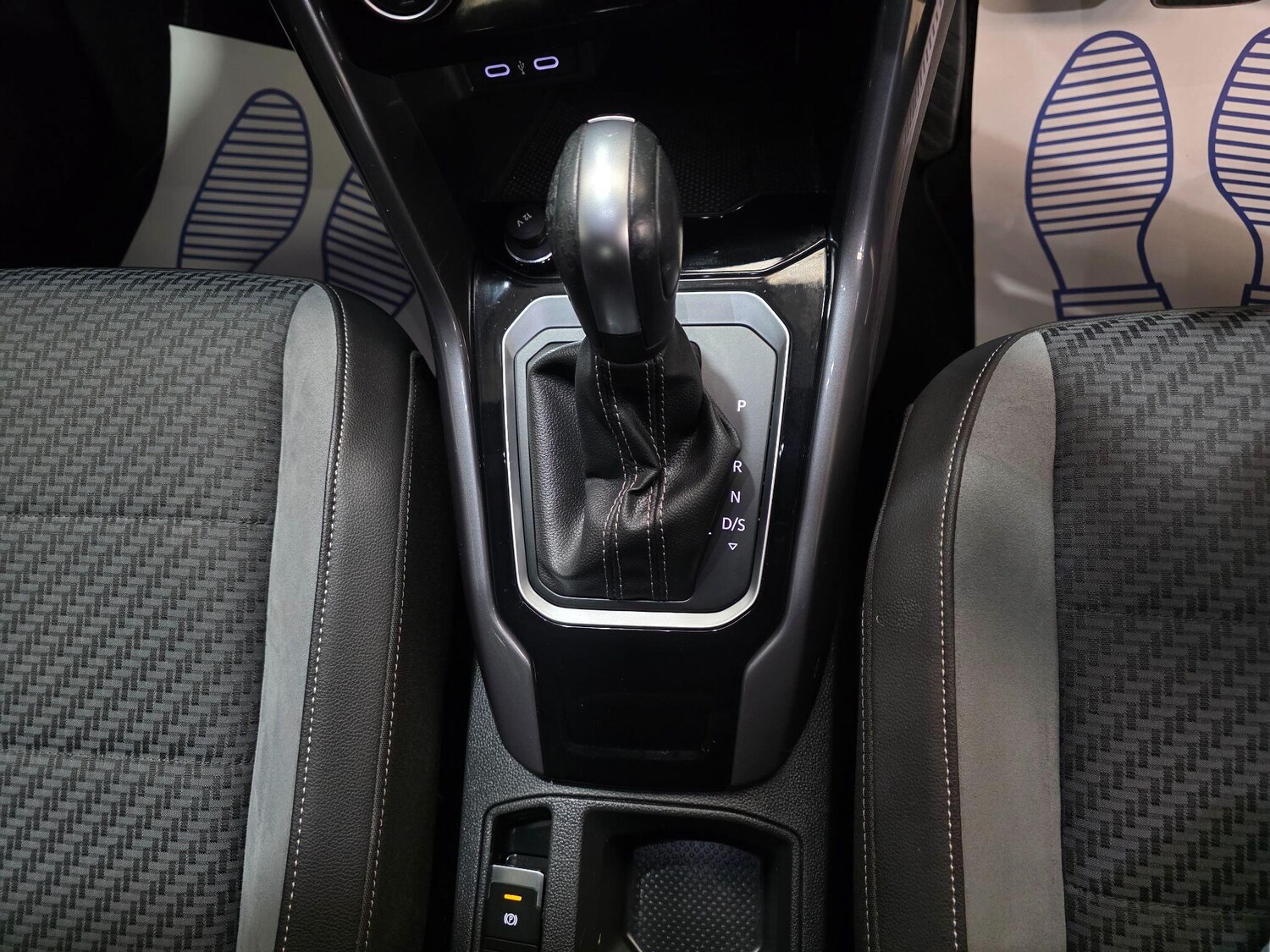 Used Volkswagen T-Roc 2021 for sale - 76095217: Photo 11