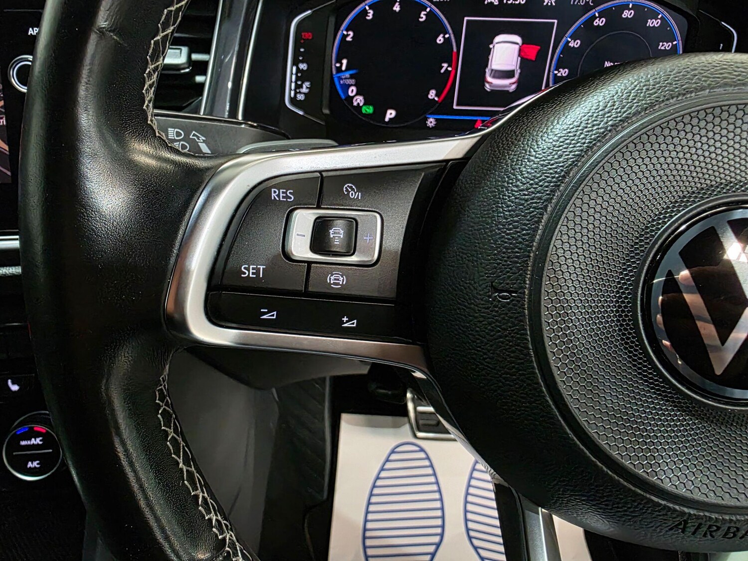 Used Volkswagen T-Roc 2021 for sale - 76095217: Photo 18