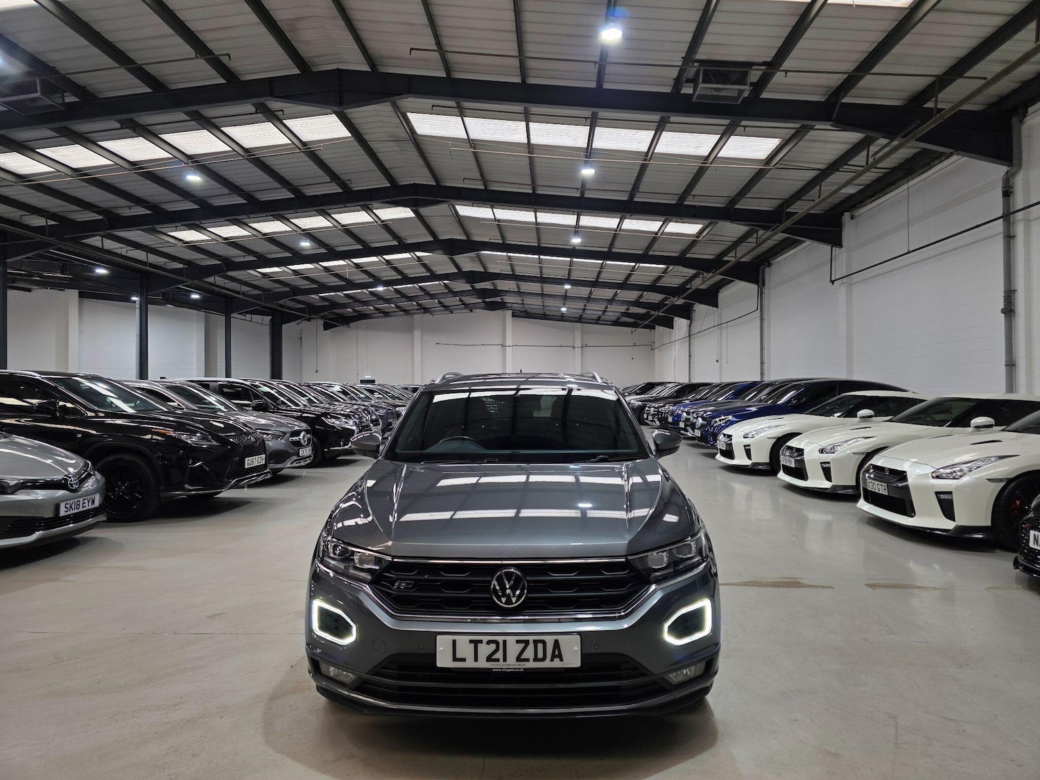 Used Volkswagen T-Roc 2021 for sale - 76095217: Photo 2