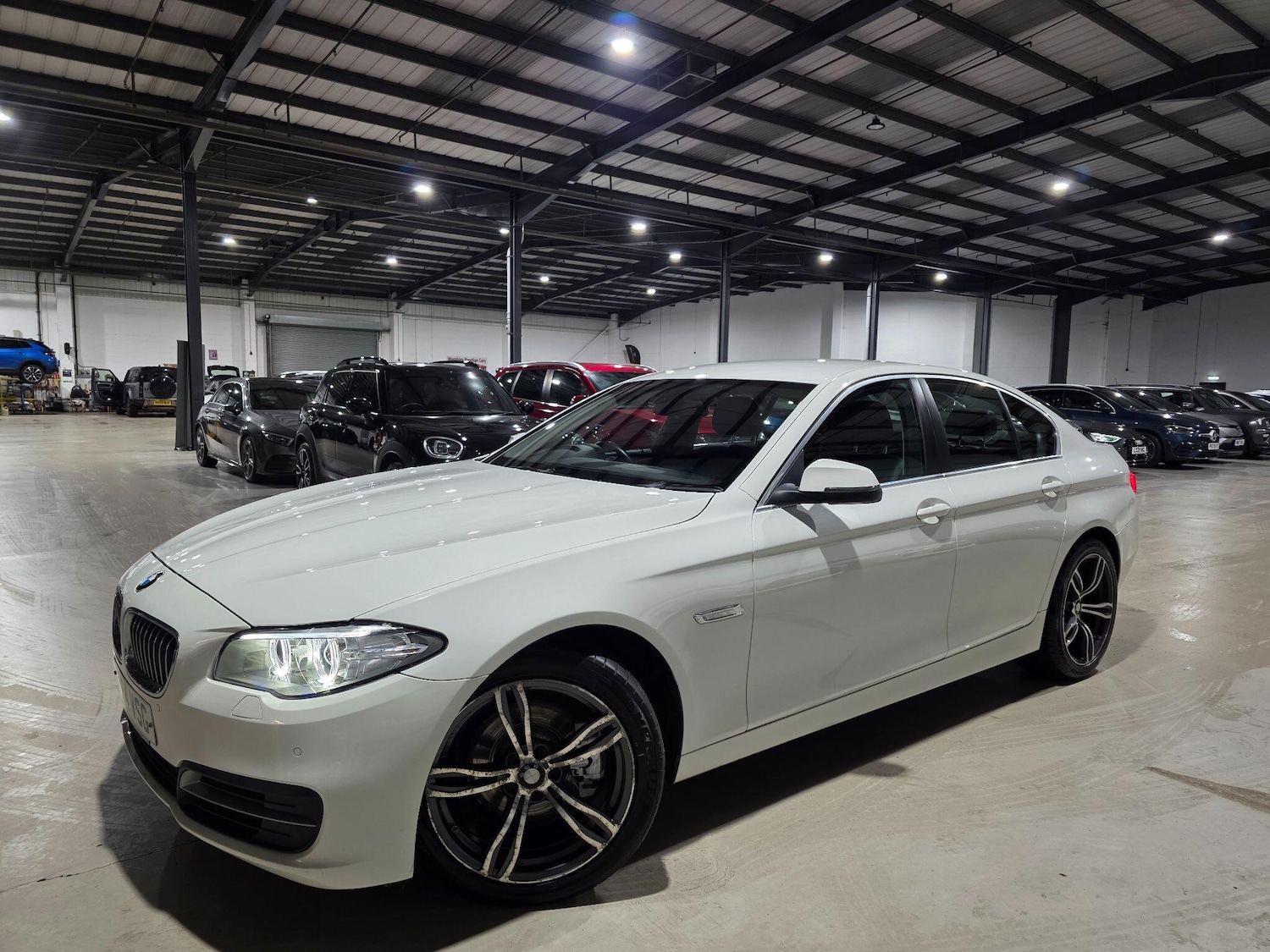 Used BMW 5 Series 2014 for sale - 76765757: Photo 1