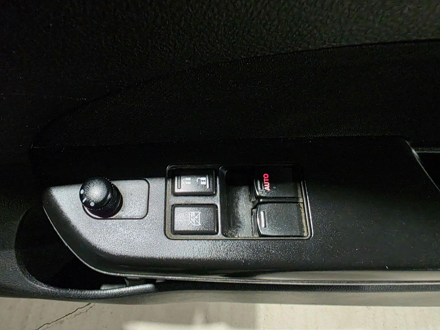 Used Suzuki Swift 2014 for sale - 76752888: Photo 10