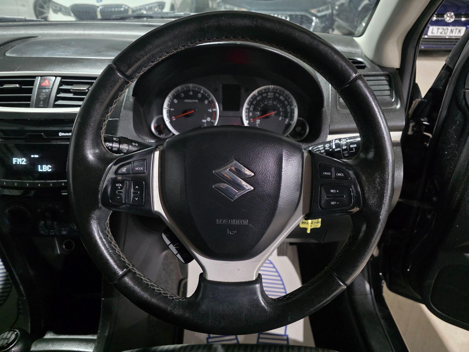 Used Suzuki Swift 2014 for sale - 76752888: Photo 11