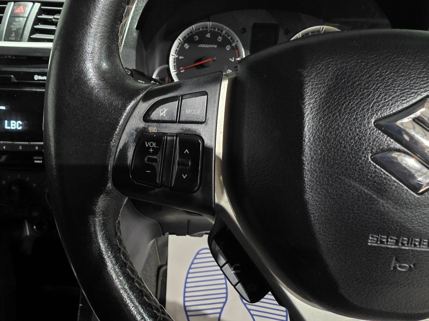 Used Suzuki Swift 2014 for sale - 76752888: Photo 12