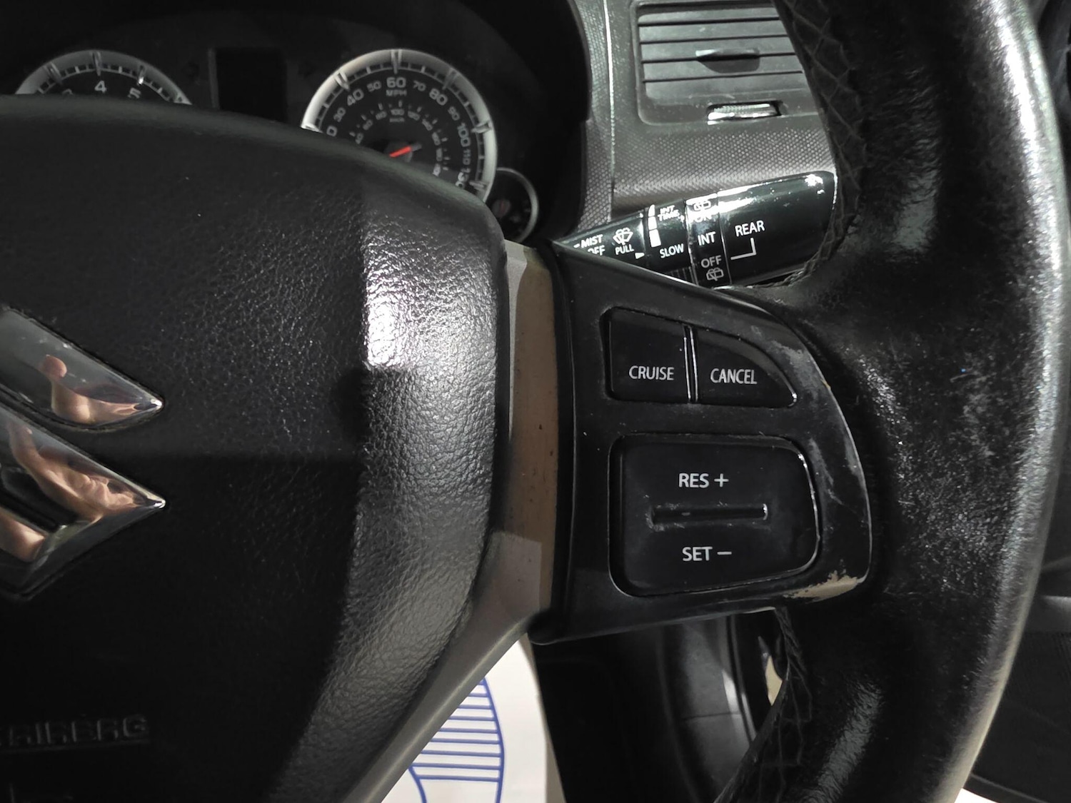 Used Suzuki Swift 2014 for sale - 76752888: Photo 13