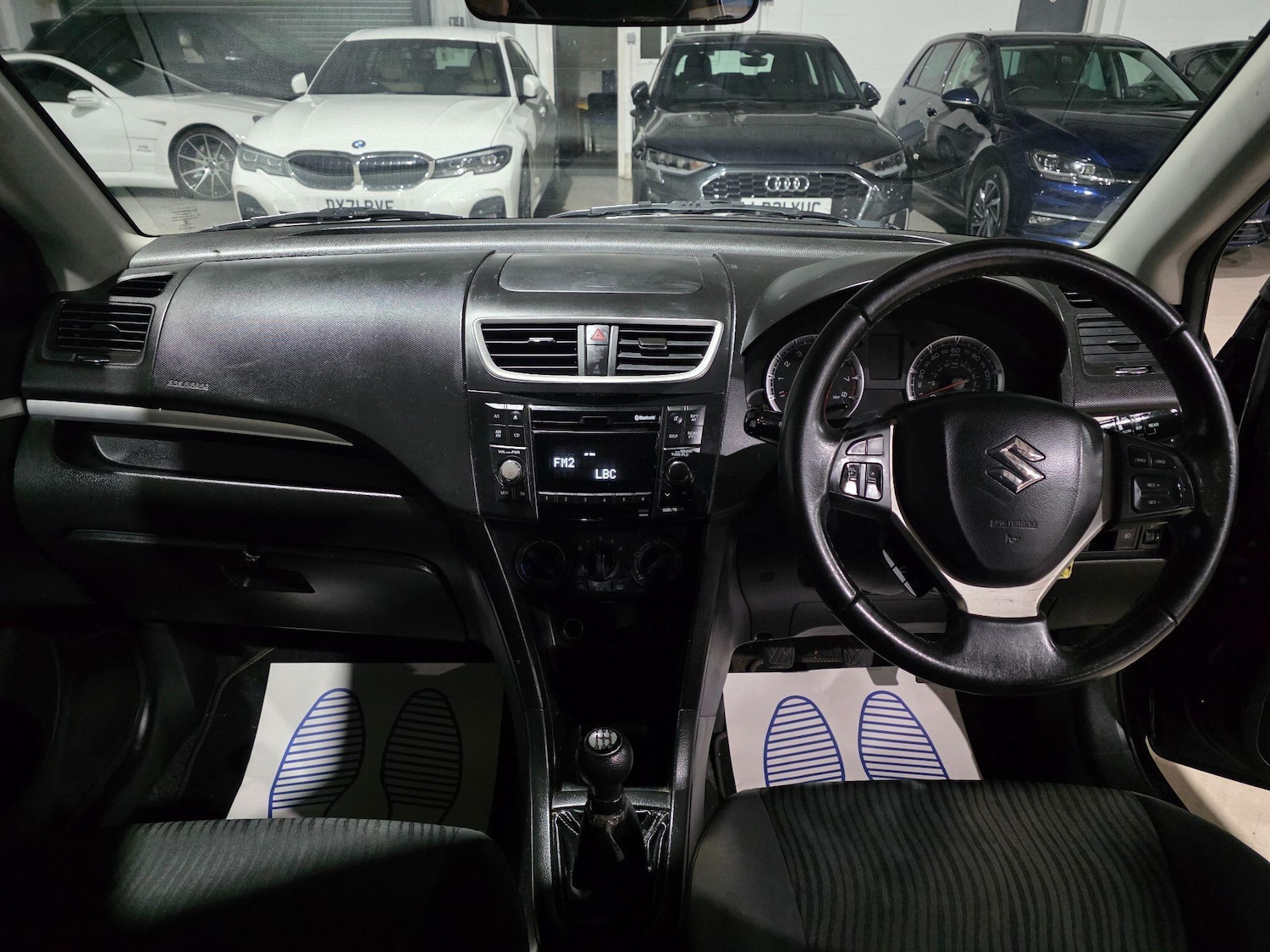 Used Suzuki Swift 2014 for sale - 76752888: Photo 5