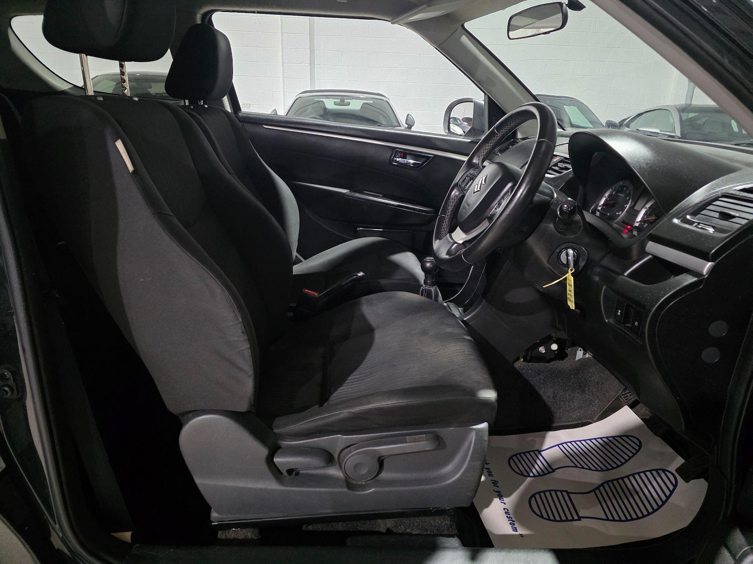 Used Suzuki Swift 2014 for sale - 76752888: Photo 6