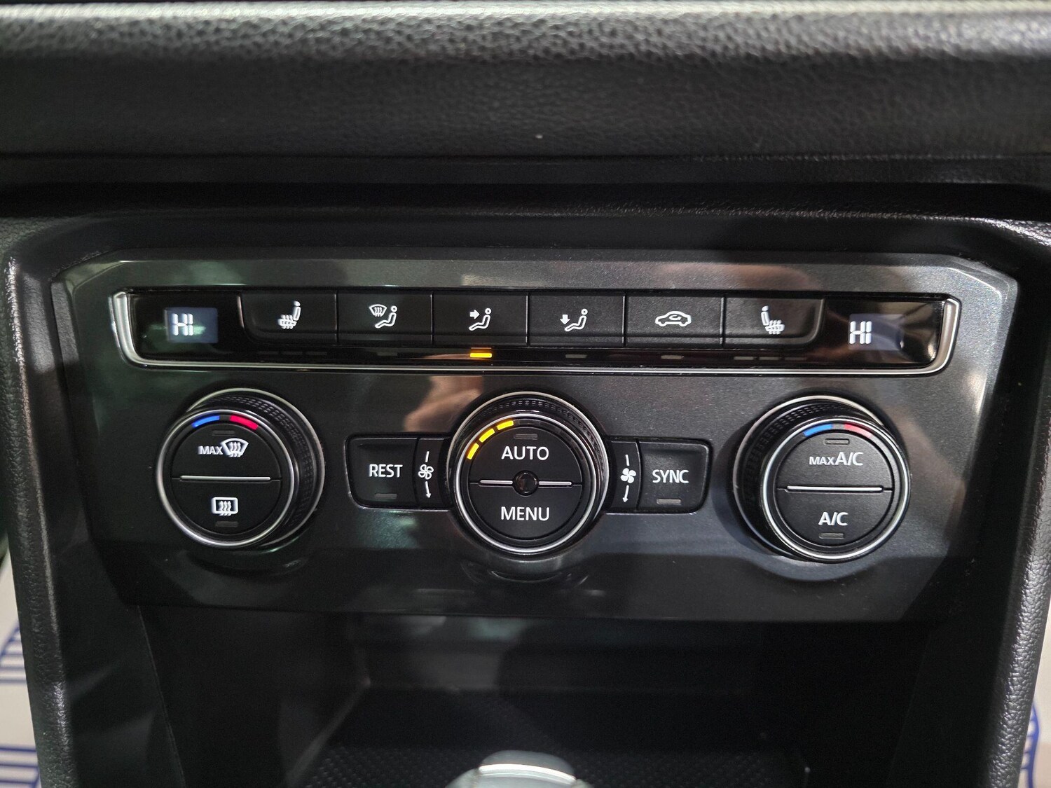 Used Volkswagen Tiguan 2019 for sale - 77646273: Photo 11