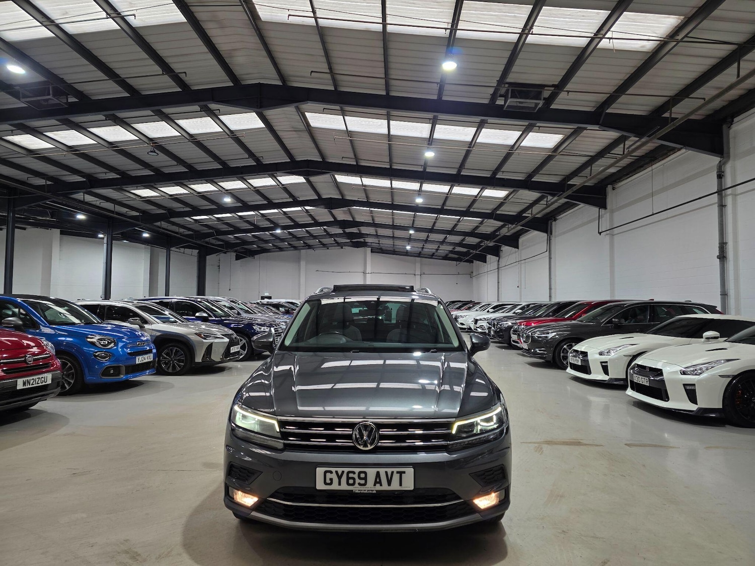 Used Volkswagen Tiguan 2019 for sale - 77646273: Photo 2