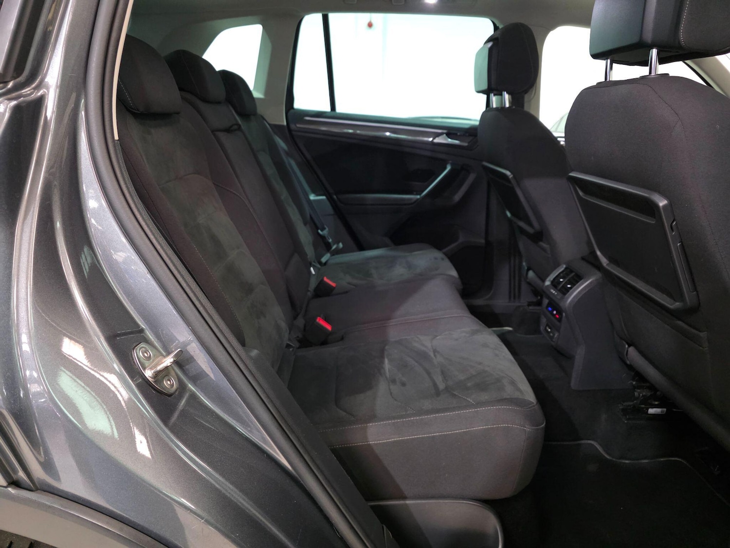 Used Volkswagen Tiguan 2019 for sale - 77646273: Photo 27