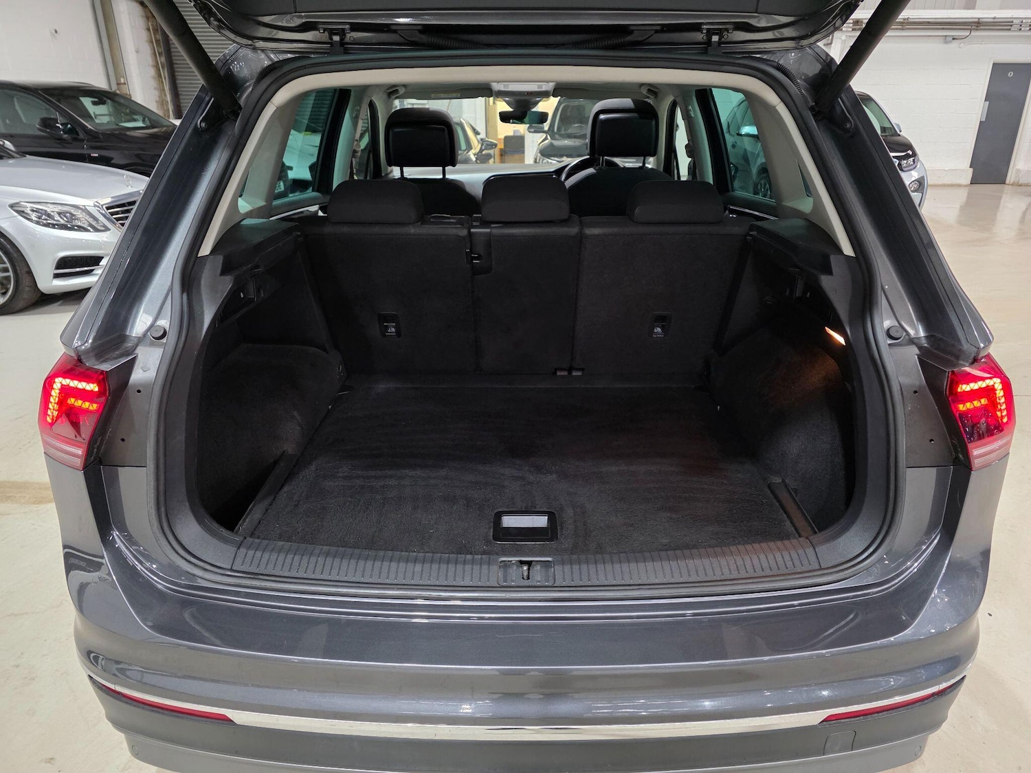 Used Volkswagen Tiguan 2019 for sale - 77646273: Photo 33