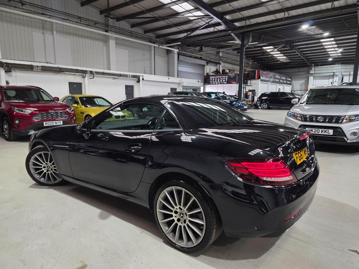 Used Mercedes-Benz SLC 2017 for sale - 76992841: Photo 24