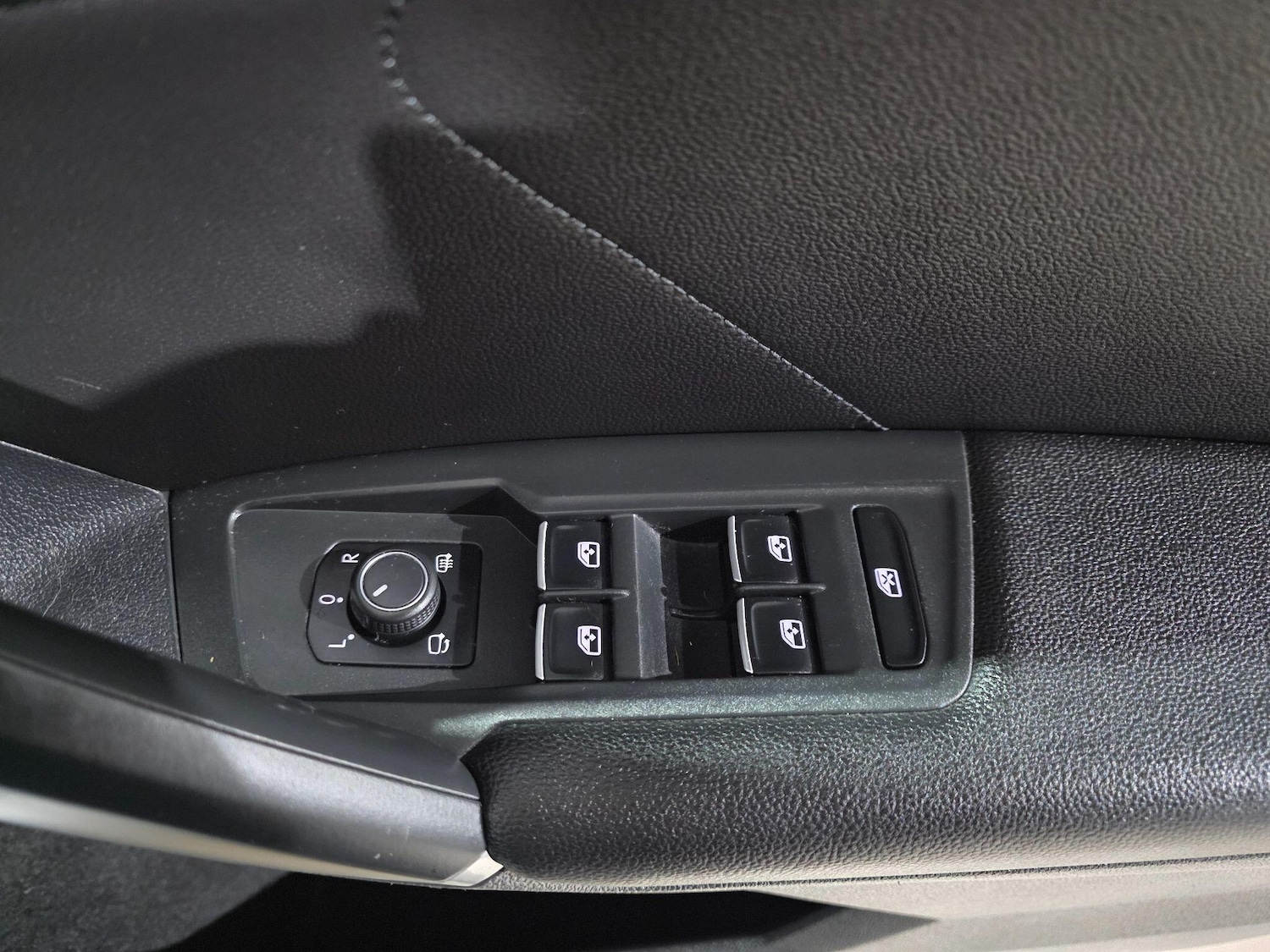 Used Volkswagen Tiguan 2017 for sale - 77216255: Photo 16