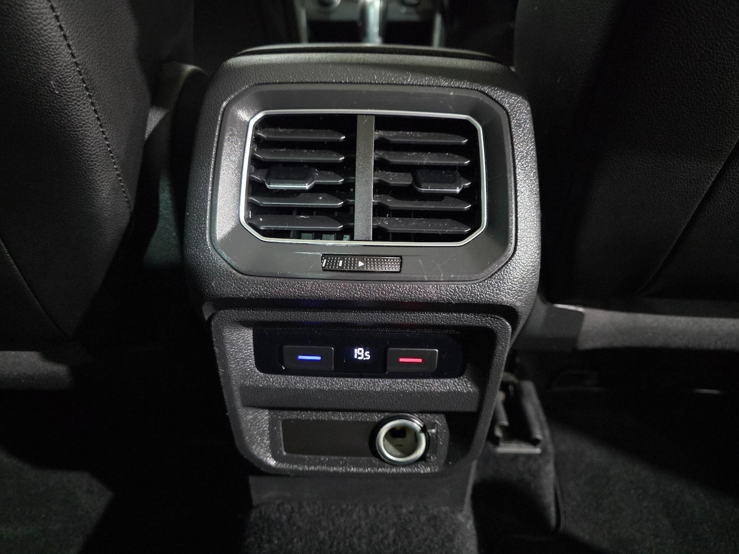 Used Volkswagen Tiguan 2017 for sale - 77216255: Photo 26