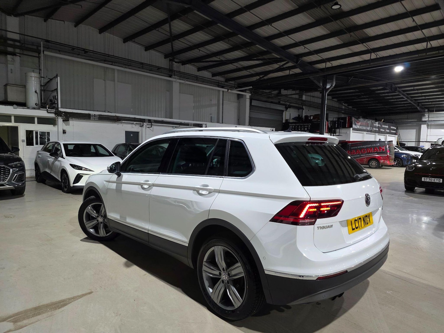 Used Volkswagen Tiguan 2017 for sale - 77216255: Photo 30