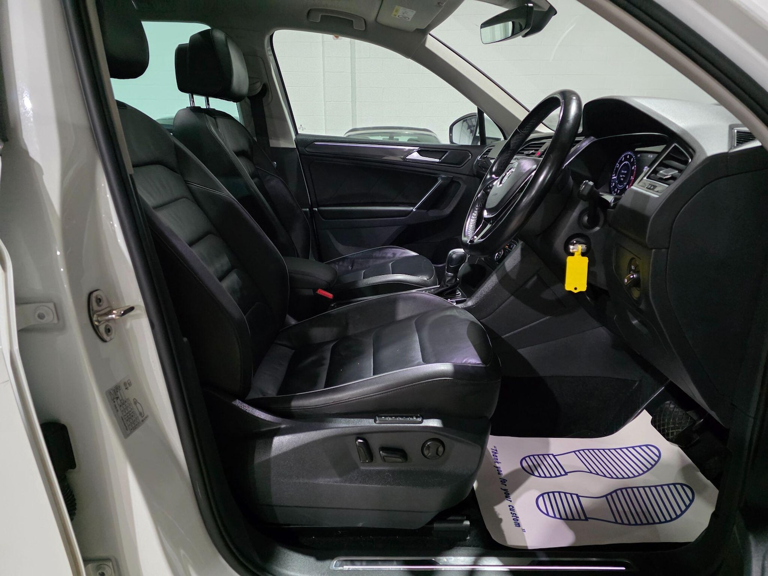 Used Volkswagen Tiguan 2017 for sale - 77216255: Photo 6