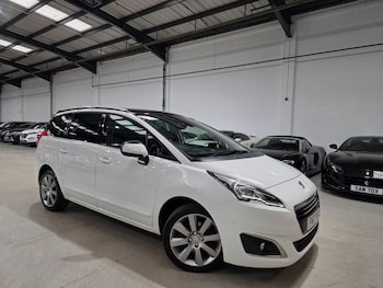 Used Peugeot 5008 2017 for sale - 75707243: Photo