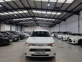 Used Mitsubishi Outlander 2015 for sale - 75915885: Photo