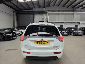 Used Mitsubishi Outlander 2015 for sale - 75915885: Photo