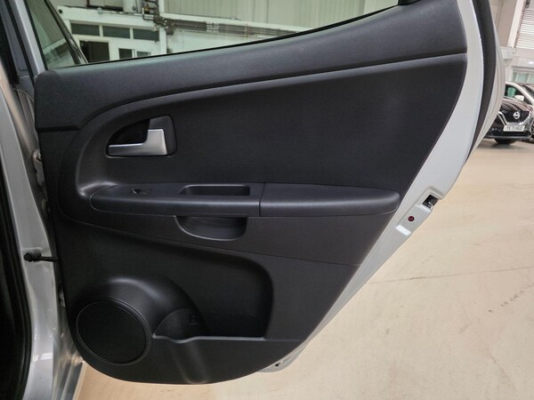 Used Kia Venga 2011 for sale - 76251308: Photo 18