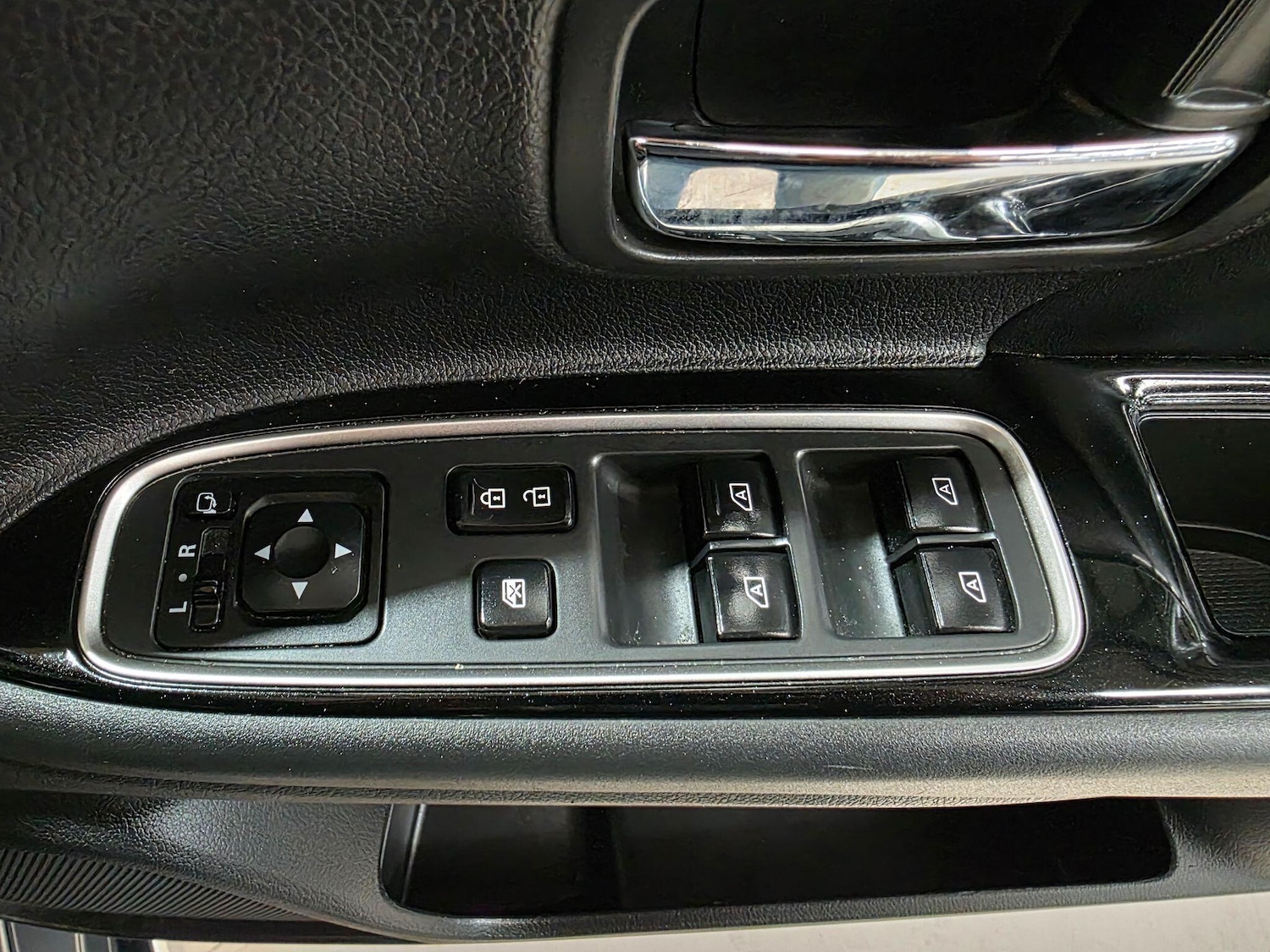 Used Mitsubishi Outlander 2020 for sale - 75978437: Photo 14