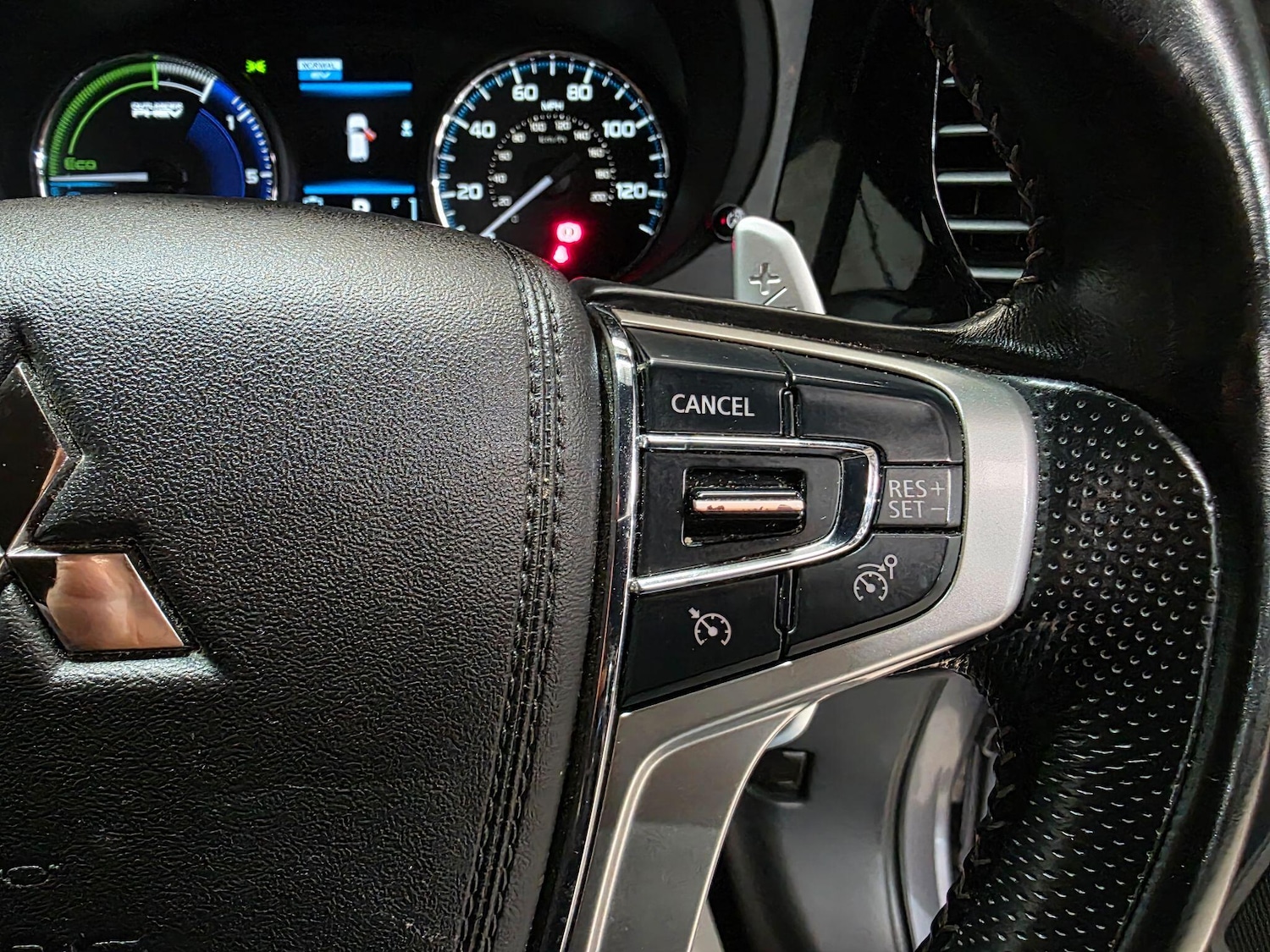 Used Mitsubishi Outlander 2020 for sale - 75978437: Photo 16