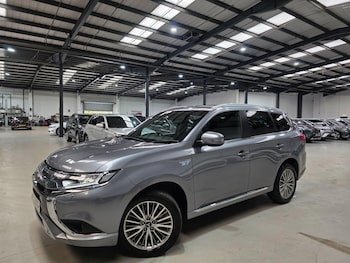 Mitsubishi - Outlander