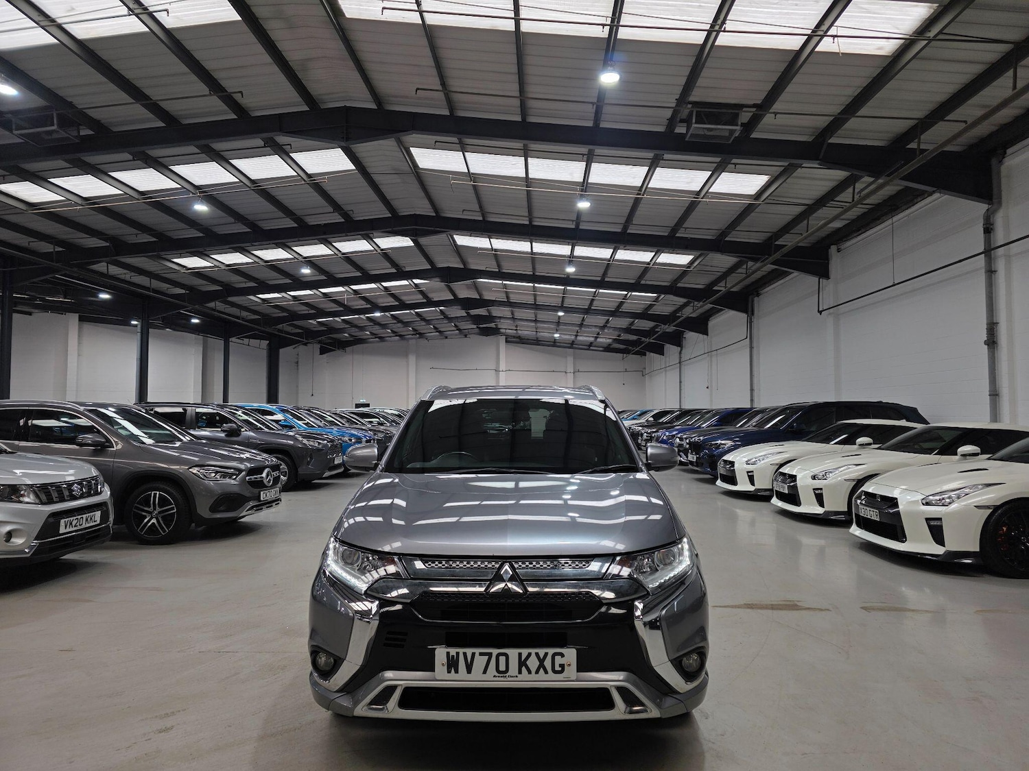 Used Mitsubishi Outlander 2020 for sale - 75978437: Photo 2