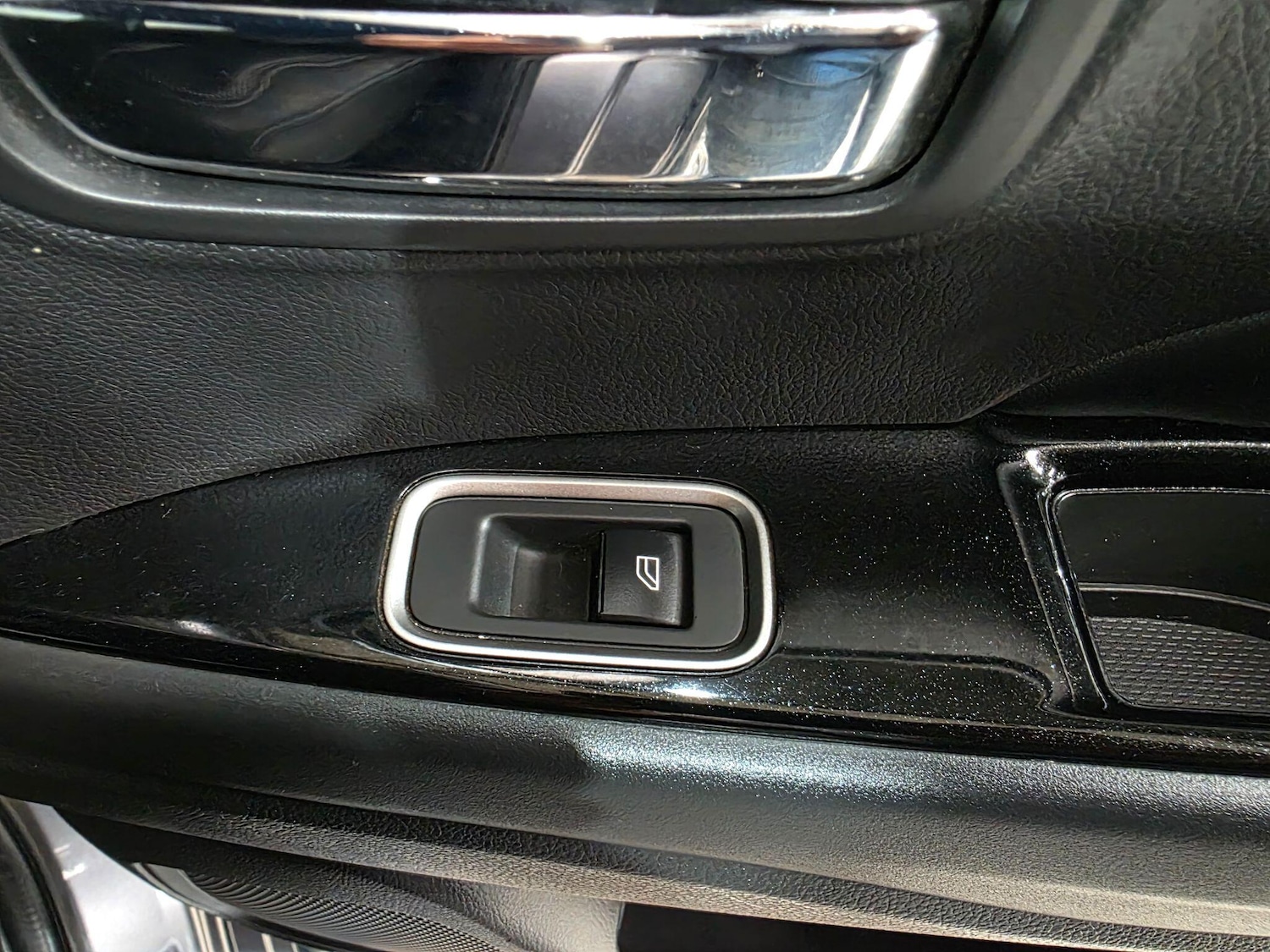 Used Mitsubishi Outlander 2020 for sale - 75978437: Photo 21