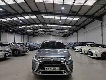 Used Mitsubishi Outlander 2020 for sale - 75978437: Photo