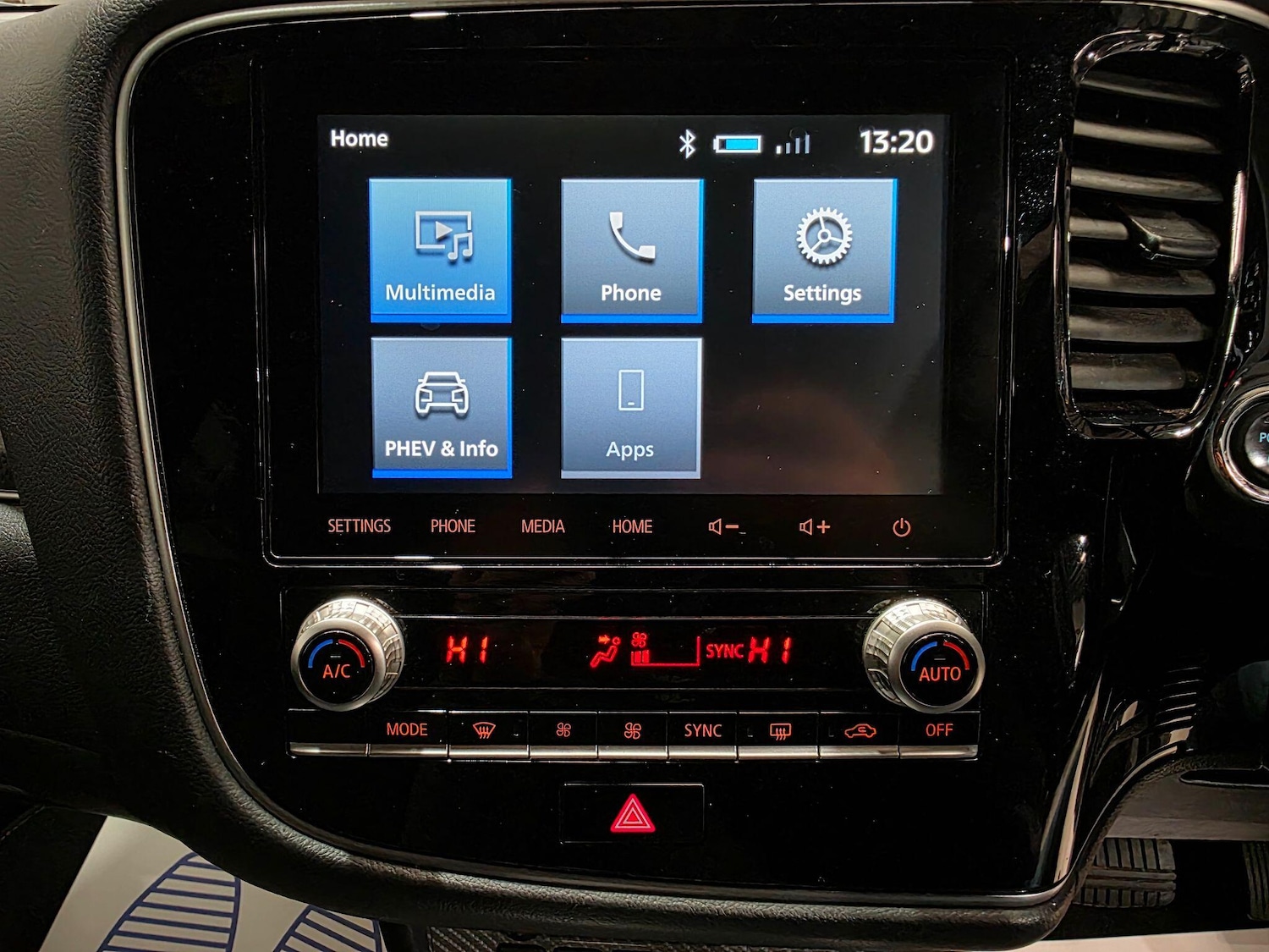 Used Mitsubishi Outlander 2020 for sale - 75978437: Photo 7