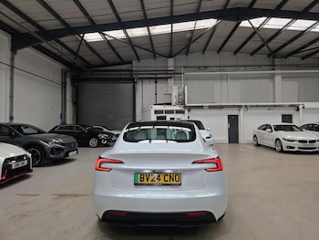 Used Tesla Model 3 2024 for sale - 79033669: Photo